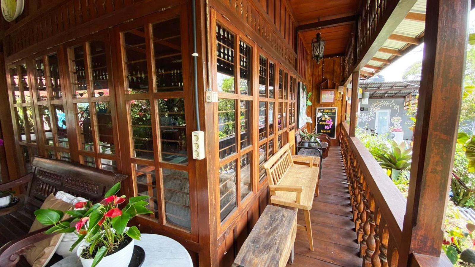 Rumah Kayu Sulawesi Antique Bedugul  Dış mekan fotoğraf